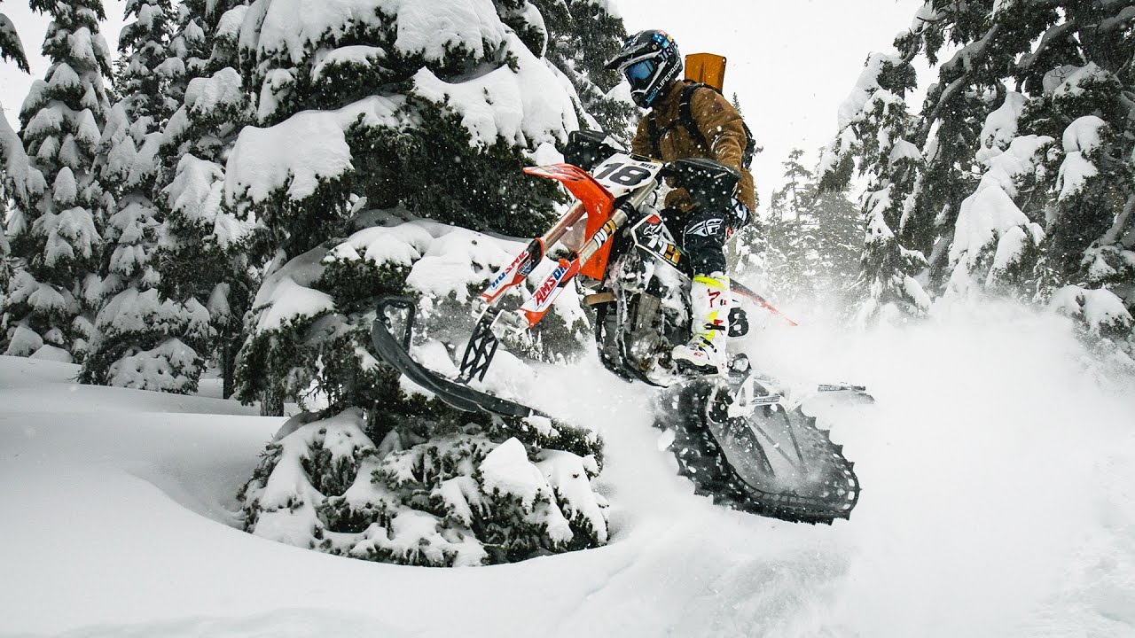 Dirt Bike Riding in Deep Powder Snow! BETA RR 250 2T Enduro Channel