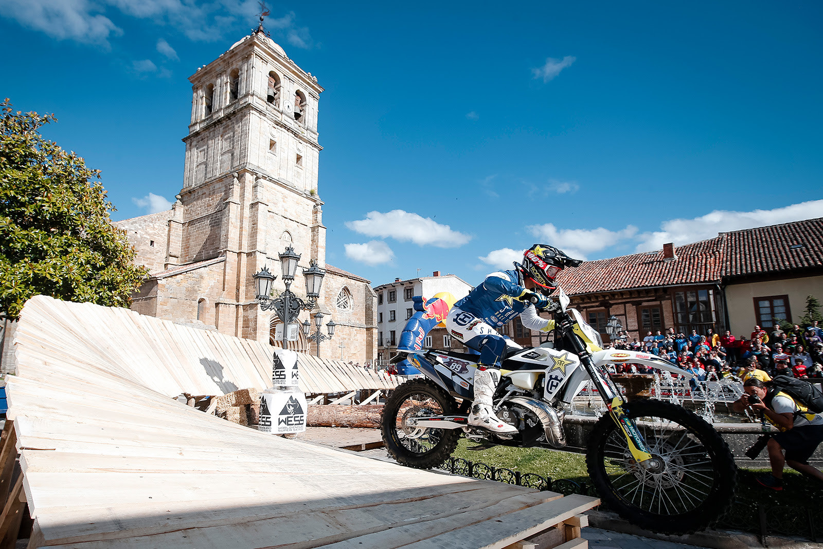 Alfredo Gomez Takes Early Lead At Hixpania Hard Enduro Enduro Channel
