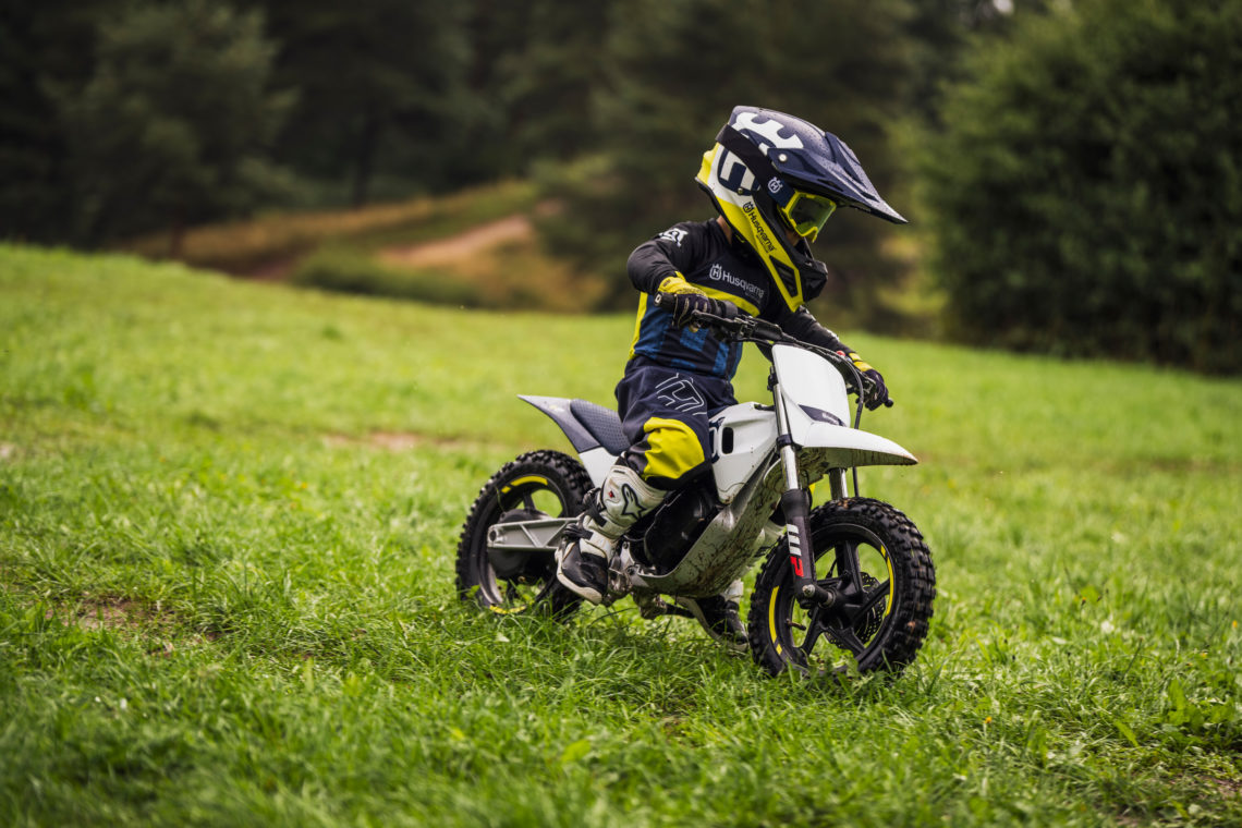 The Future of Youth Motocross: Husqvarna’s New Electric EE 2 Minicycle