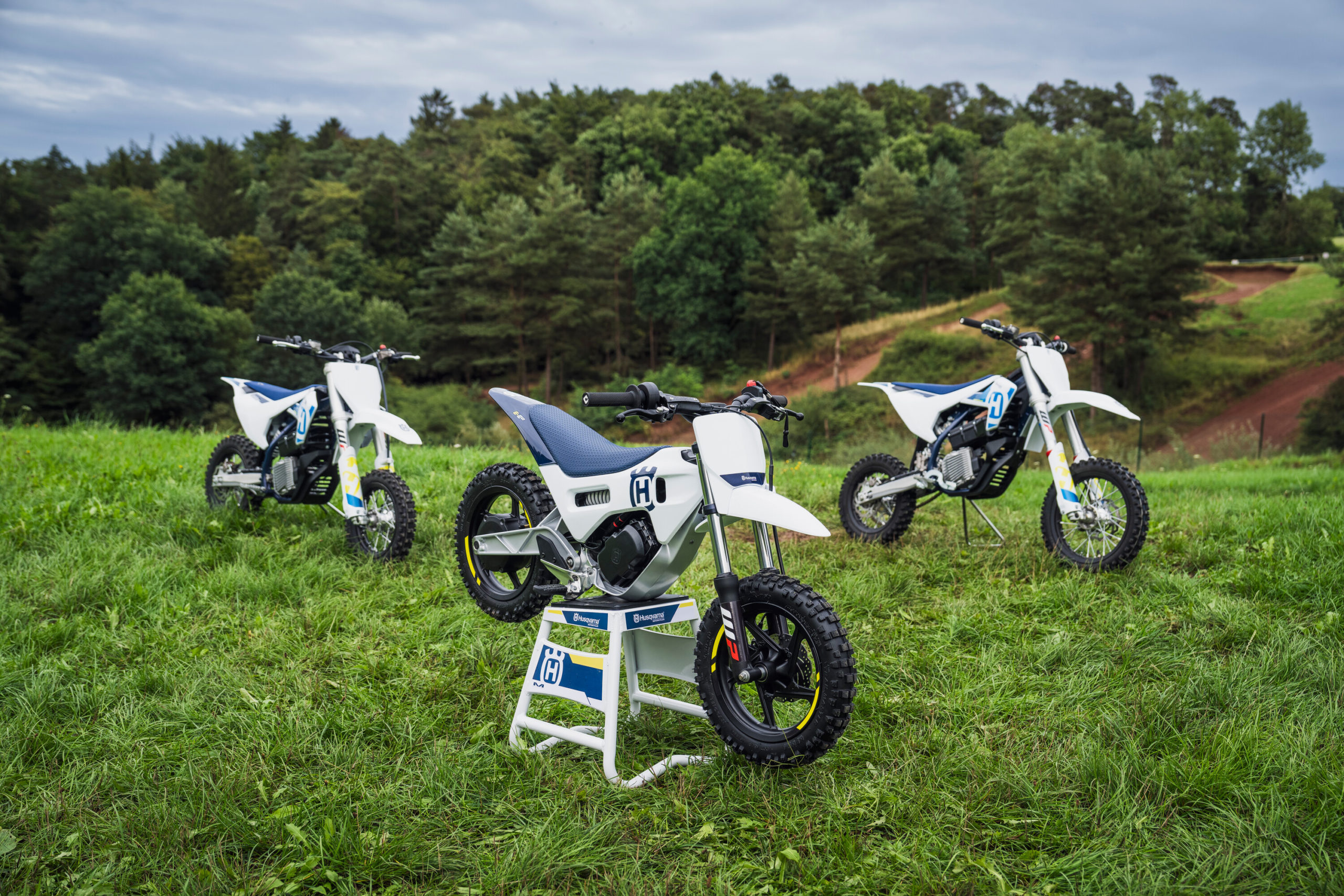 Husqvarna Unveils New EE 2 Electric Youth Motocross Bike - Roadracing World  Magazine