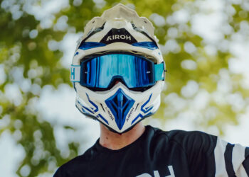 Discover and Design Your Style with Blast XR1 Goggles!