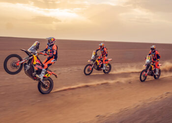 2025 Dakar Rally: Daniel Sanders Takes the Lead in the Prologue!