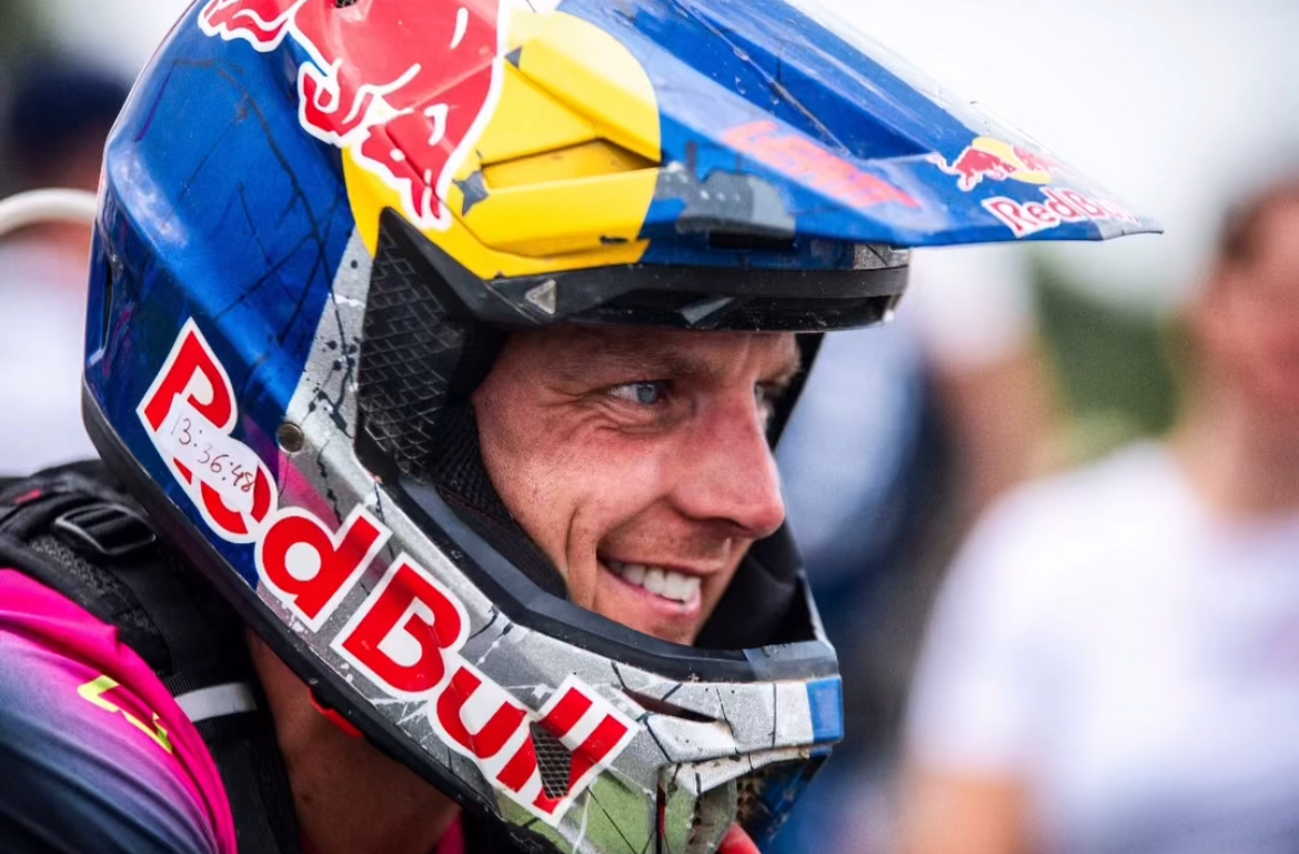 Jonny Walker Wins Off-Road Day 3 at Romaniacs 2025 – The Comeback Continues! thumbnail